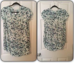 LIZ Lange Maternity Top